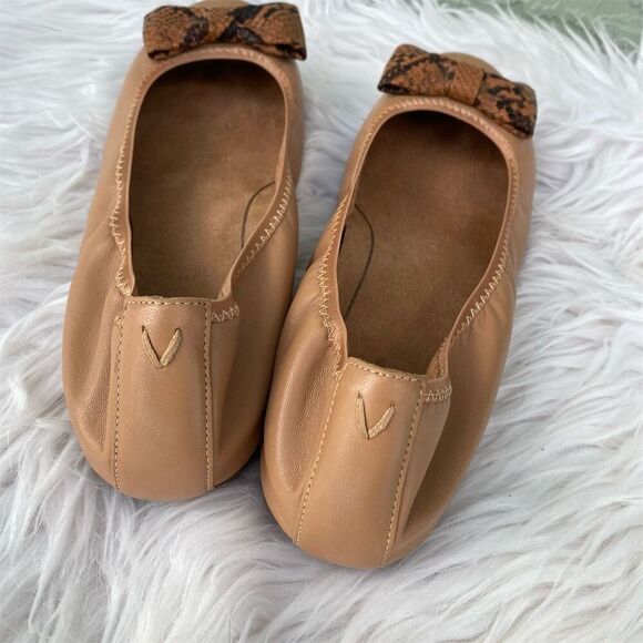 Vionic Women's Ballet Flats Size 9 Tan Snake Print Bow Detail Casual - Picture 8 of 10